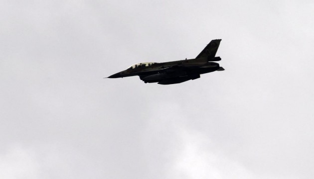 İsrail ordusu, son 24 saatte Gazze'ye 100'den fazla hava saldırısı düzenledi